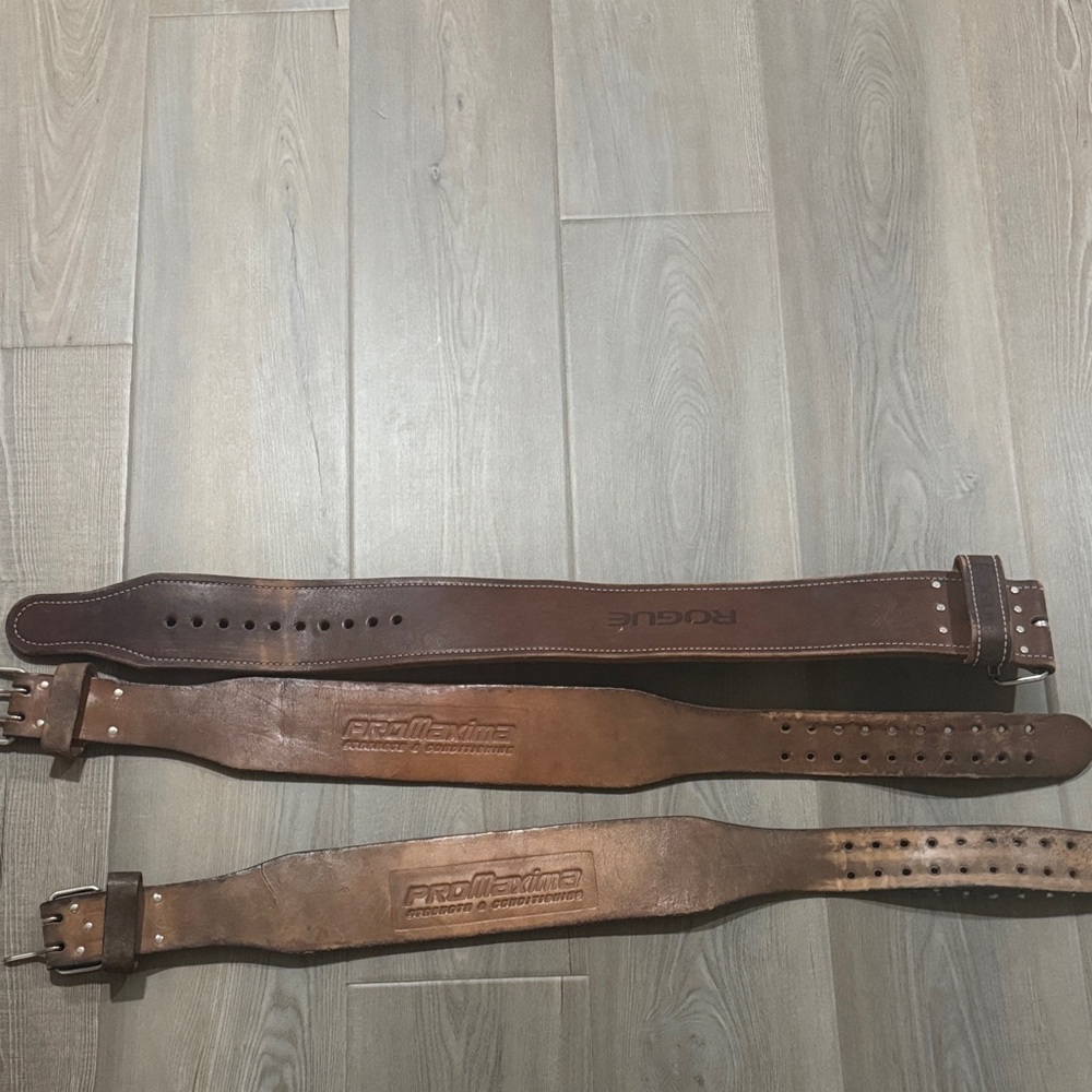 Lifting belts